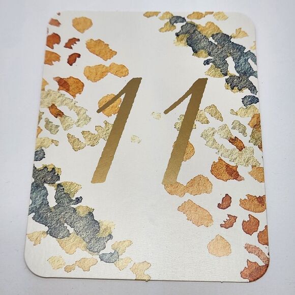 Planet Keychain Keyring - Picture 3 of 5